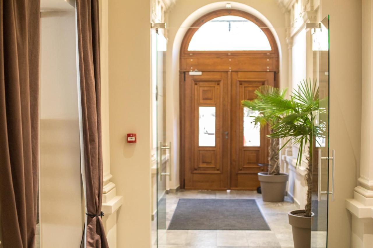 Pančevo Hotel Grand Hedonist מראה חיצוני תמונה