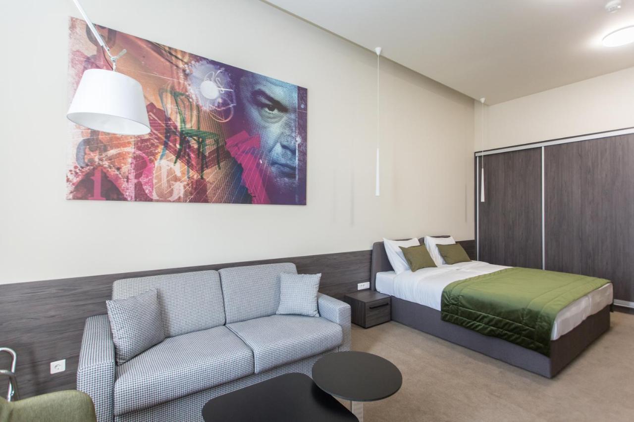 Pančevo Hotel Grand Hedonist מראה חיצוני תמונה